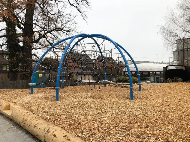 Bild: Knies's Kinderzoo Rapperswil eröffnet mit Spielplatz-Geräten von GTSM Magglingen