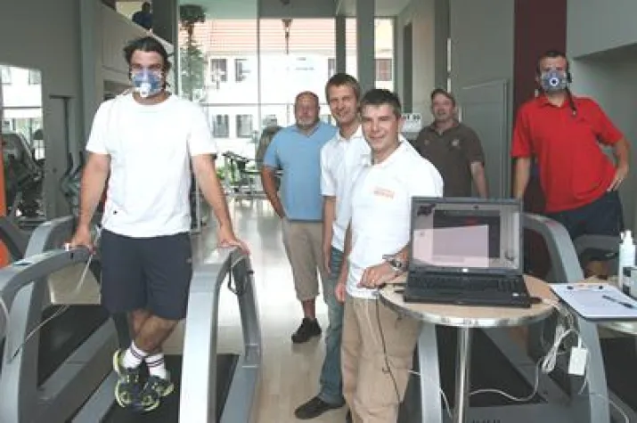 Bild: Eishockey-Profis aus Bremerhaven im Leistungsdiagnostik Check