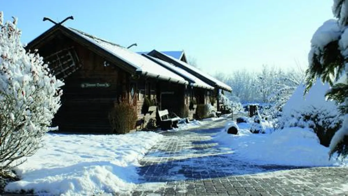 Winterliche Saunalandschaft / Quelle: Spreewelten Bade- und Saunaparadies, Lübbenau