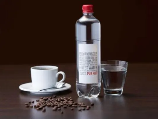 Neues Premium Wasser für die Kaffeezubereitung Bild: Neues Premium Wasser für die Kaffeezubereitung
