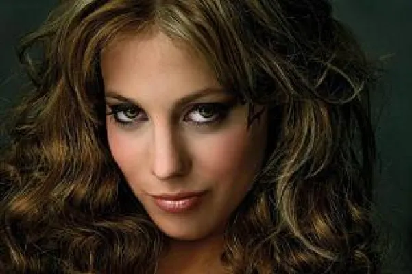 Bild: LaFee - Rabatt-Aktion für schnelle Album- und Konzertkarten-Käufer