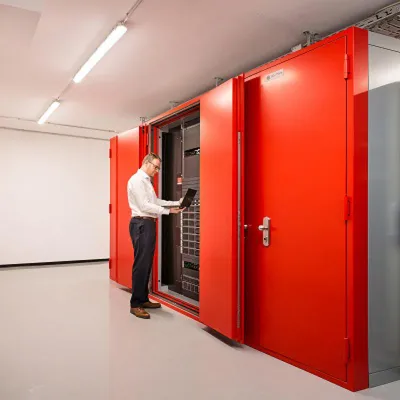 Bild: Nimm drei - - DC-ITSafe-Triple-Verkettung als Rechenzentrum