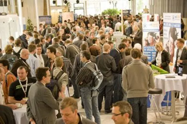 Bild: 800 Teilnehmer bei Deutschlands größtem Embedded-Software-Kongress