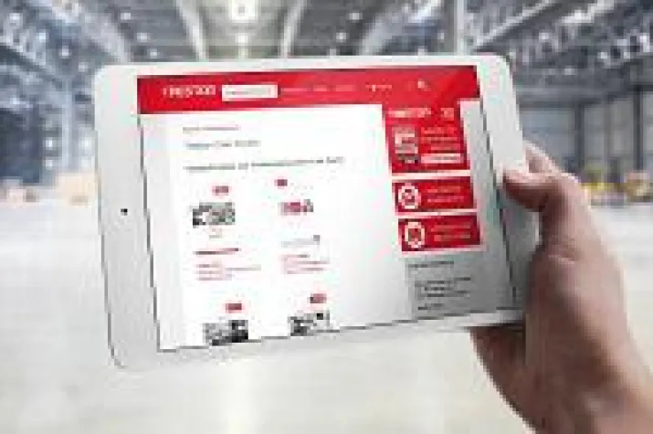 Bild: Treston-Case Studies mit Praxis-Spezialwissen zu Arbeitsplatzsystemen