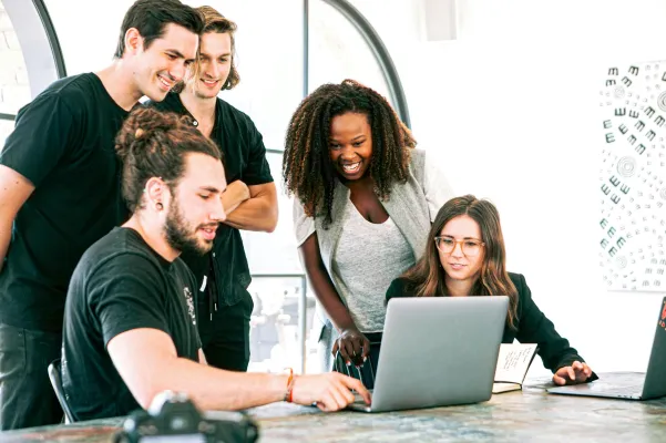 Bild: Mit Start-ups die Transformation meistern