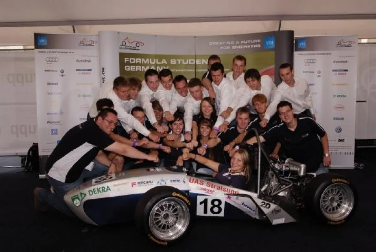 CADENAS geht als Sponsor des Baltic Racing Teams an den Start.