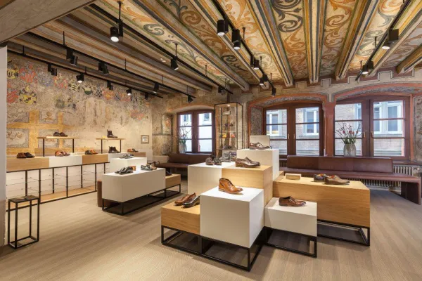 Bild: Schuhe Lüke wird für den Store of the Year 2019 nominiert.