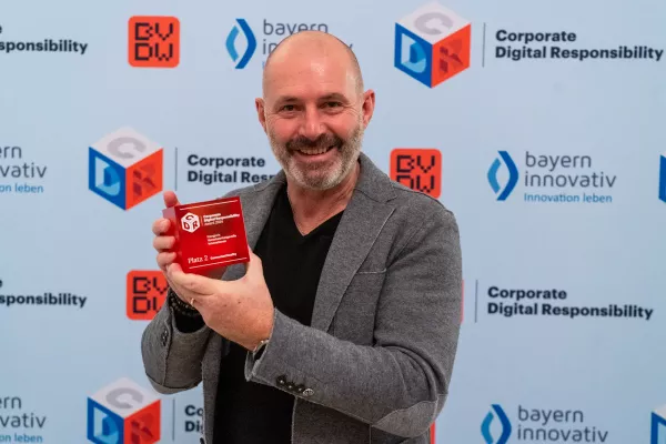 Bild: VR4Kids mit Corporate Digital Responsibility Award 2024 ausgezeichnet