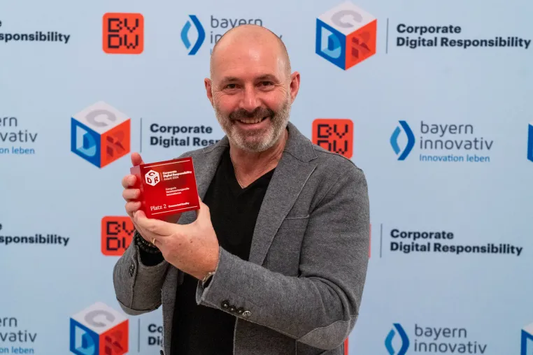 Bild: VR4Kids mit Corporate Digital Responsibility Award 2024 ausgezeichnet