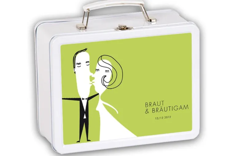 „Ja, ich will!“ Der personalisierbare Hochzeitskoffer Ein Geschenk so einzigartig wie das Brautpaar Bild: „Ja, ich will!“ Der personalisierbare Hochzeitskoffer Ein Geschenk so einzigartig wie das Brautpaar