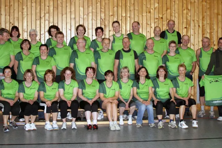 Bild: Neue Laufshirts für Skiclub Flieden