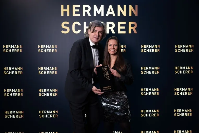 Bild: Natascha Ninic von Ninic Interior Design GmbH erhält Excellence Award für revolutionäre Arbeitsraumgestaltung