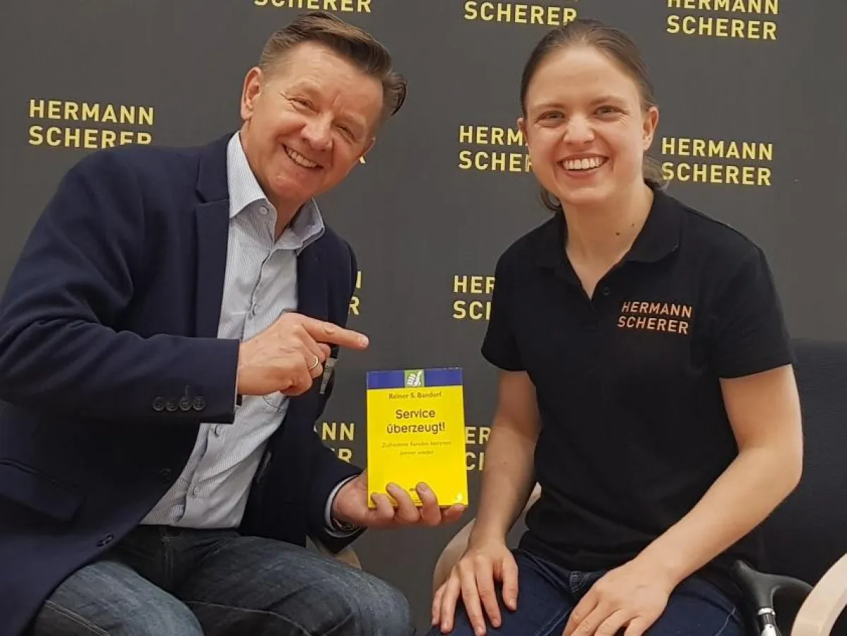 Autor und Service-Experte Reiner S. Bandorf im Dialog mit Inkluisonsexpertin Cinderella Glücklich