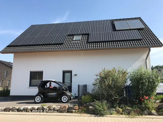 Bild: Intelligente Eigenversorgung mit Wärme, Strom und Mobilität – aus Sonnenlicht!