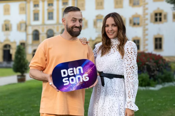 „Dein Song“ (ZDF): Drehstart für das Songwriting-Camp auf Schloss Salem! Bild: „Dein Song“ (ZDF): Drehstart für das Songwriting-Camp auf Schloss Salem!