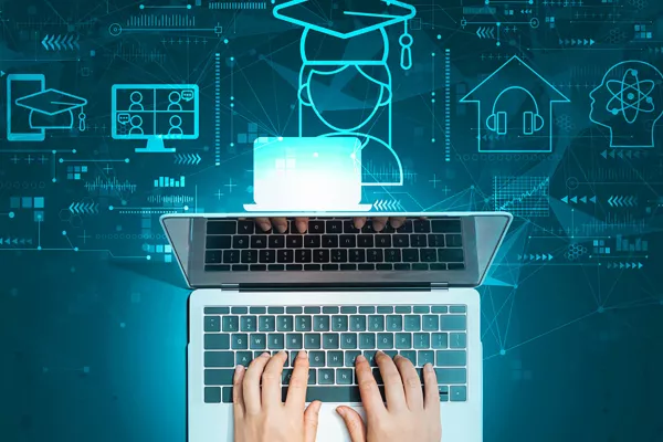 Bild: Ein Klick, dein Campus: Die THWS bietet Online-Studiengänge an