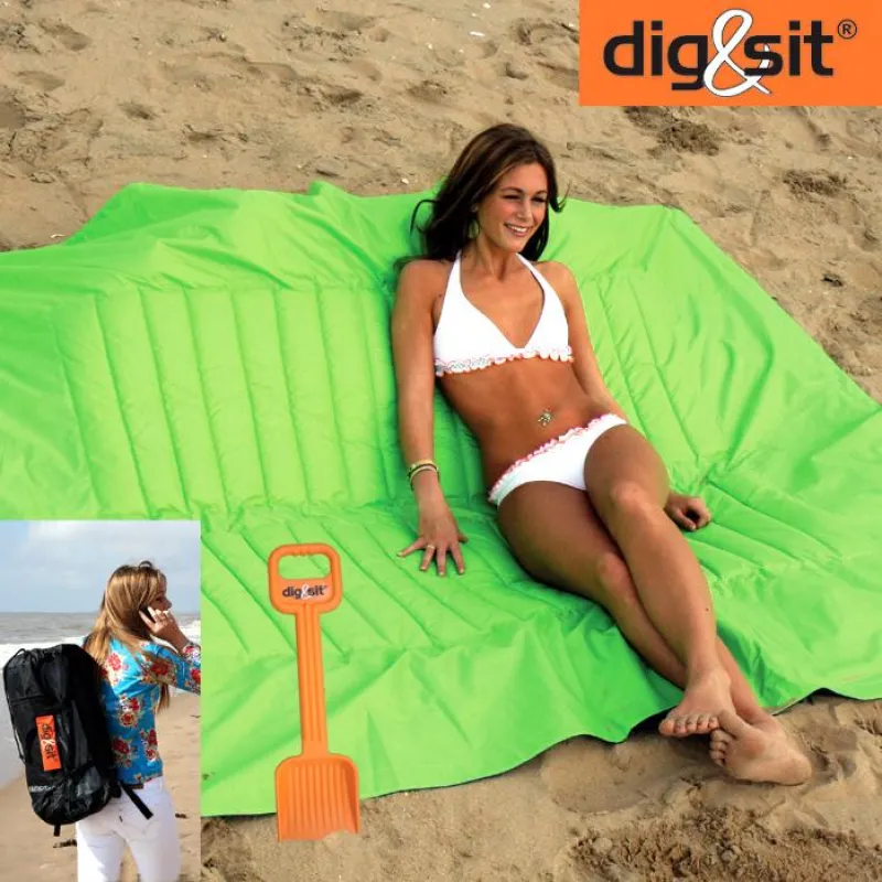 Mit dig&sit wird's richtig gemütlich am Strand: die Strandbank zum Mitnehmen