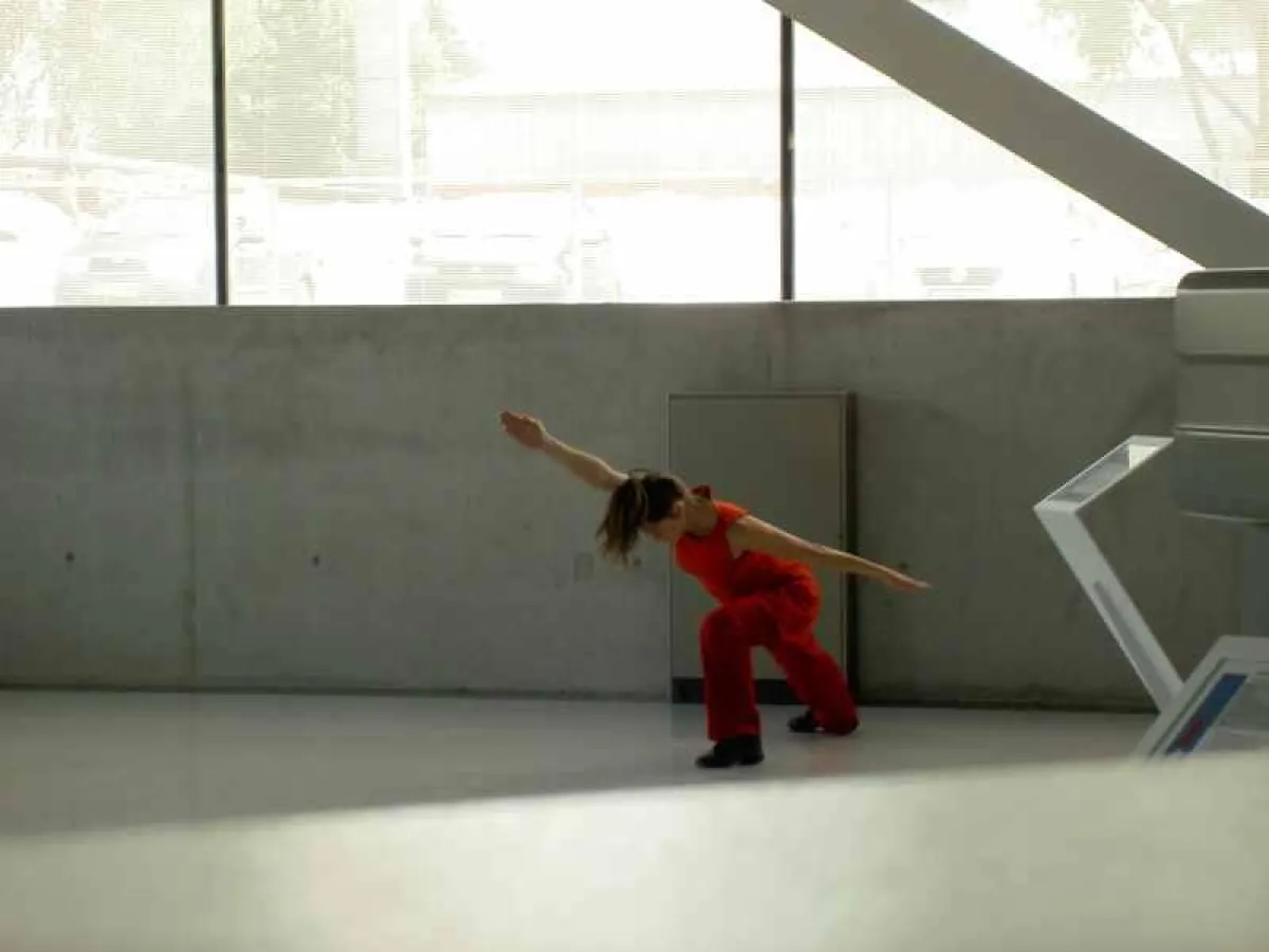 Das Spannungsfeld zwischen Architektur und Mensch untersuchen die TeilnehmerInnen am Prolog zum Projekt ANTIPODIUM des Vorarlberger Architektur Instituts vai.