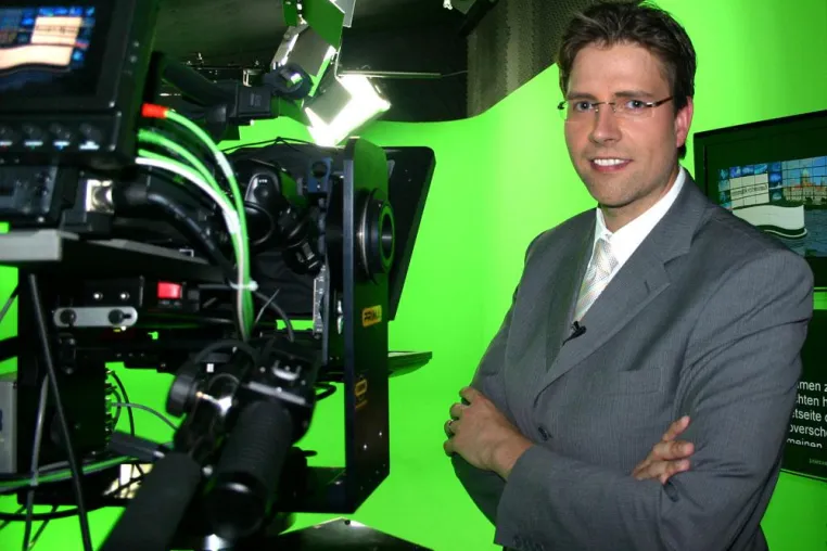 Bild: fan24.tv erhält Sendelizenz und startet am 01.09.2011 in Niedersachsen
