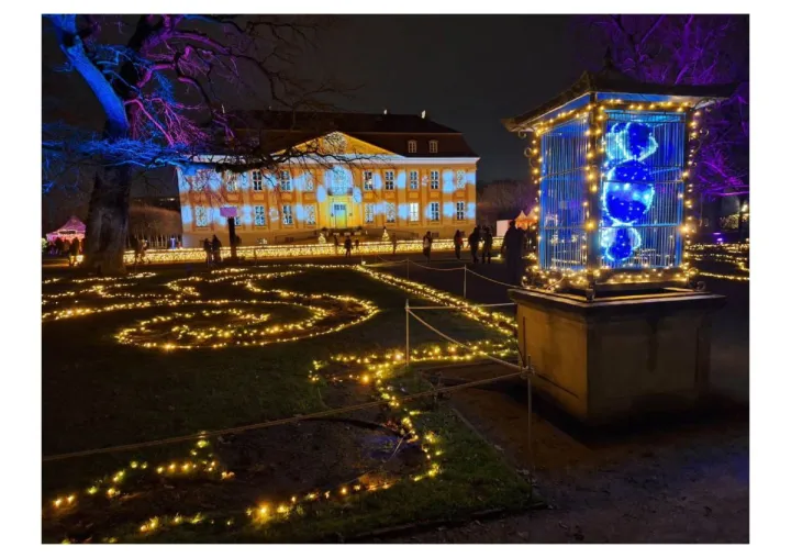 Bild: Prächtige Jubiläums-Weihnachtsshow im Tierpark Berlin