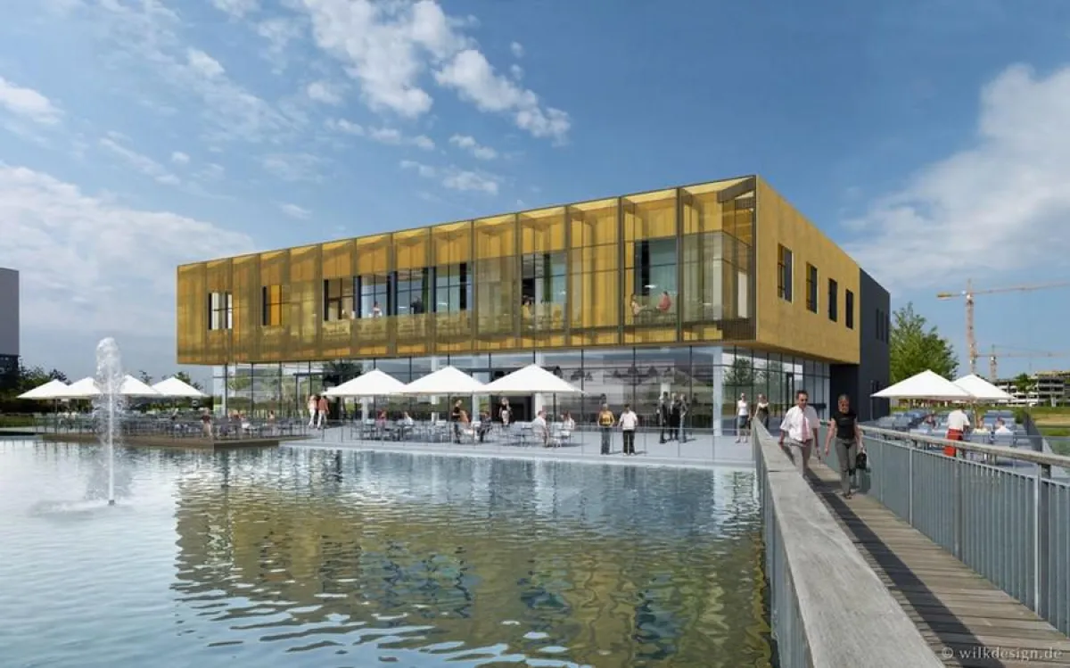 Relaxen an der Grün- und Wasser-Landschaft im Business Campus.