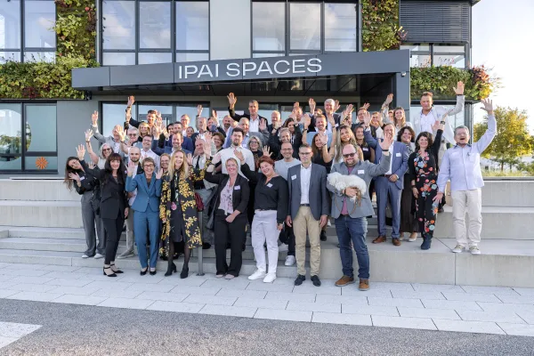 Bild: Mind Change meets AI - VIP-BUSINESS-NETWORKING EVENT  mit Verleihung des „MIND CHANGE AWARD® 2025“ 