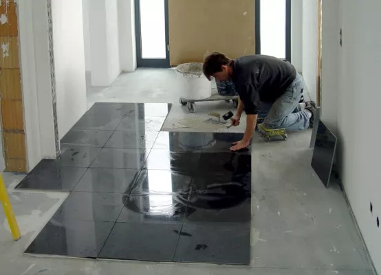 Bild: Fliesen verlegen leicht gemacht