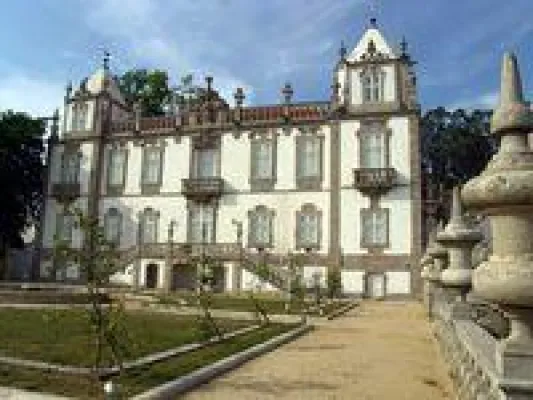 Weine und Herrenhäuser im Norden Portugals Bild: Weine und Herrenhäuser im Norden Portugals