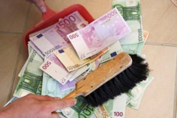 Bild: Deutsche Vermögensberatung (DVAG) gibt Tipps zum Frühjahrsputz in der Haushaltskasse