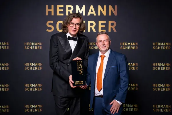 Bild: Er spricht mit Häusern und gewinnt einen internationalen Award