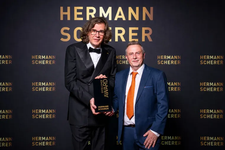 Bild: Er spricht mit Häusern und gewinnt einen internationalen Award