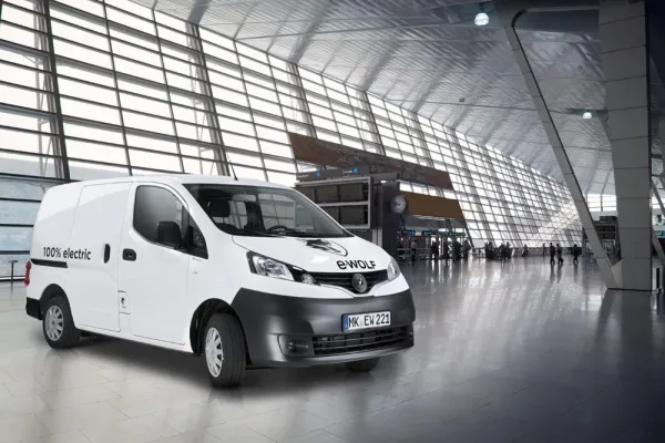 e-Wolf gewinnt eCarTec AWARD 2011 - e-Wolf Delta 2/Omega 0.7 in der Kategorie Nutzfahrzeug ausgezeichnet Bild: e-Wolf gewinnt eCarTec AWARD 2011 - e-Wolf Delta 2/Omega 0.7 in der Kategorie Nutzfahrzeug ausgezeichnet