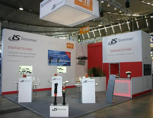 Bild: Mehr als 400 Besucher auf dem Sommer GmbH Messestand.