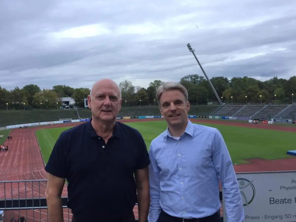 Jürgen Baró (Vorsitzender SSF Bonn) und Martin Schulze (Geschäftsführer BusinessCode)