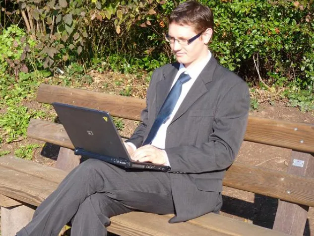 Weiterbildung mit Master:Online Logistikmanagement Gut gerüstet für die Zukunft Bild: Weiterbildung mit Master:Online Logistikmanagement Gut gerüstet für die Zukunft