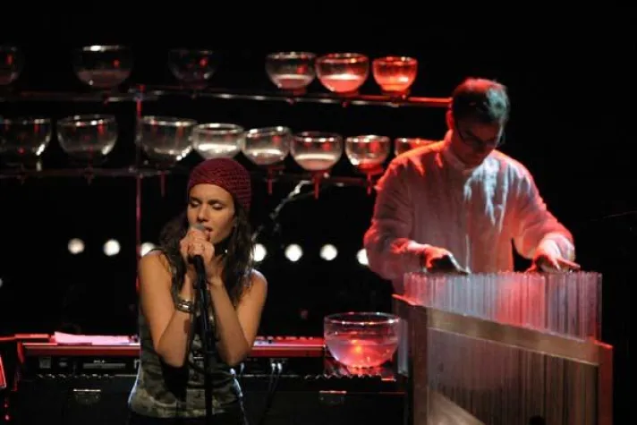 Musik aus Glas: Lyn Leon mit neuem Album Bild: Musik aus Glas: Lyn Leon mit neuem Album