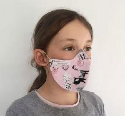 Bild: 5.000 Masken für Stuttgart Schulkinder gespendet