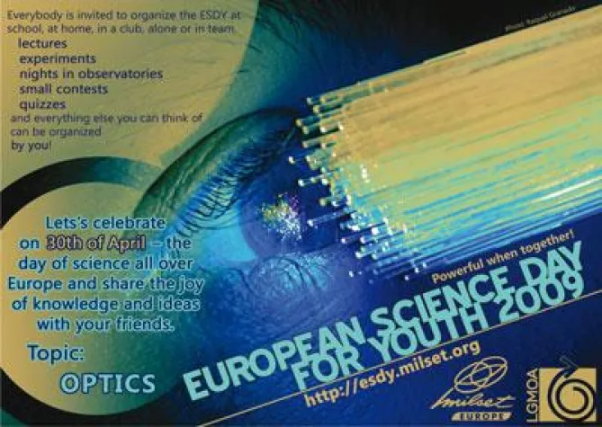 Bild: Europäischer Wissenschaftstag der Jugend - Mädchen und Jungen erleben Optik interaktiv