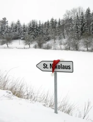 Waveboard: Klimawandel zwingt Weihnachtsmann zum Umstieg auf Waveboards von Streetsurfing Bild: Waveboard: Klimawandel zwingt Weihnachtsmann zum Umstieg auf Waveboards von Streetsurfing