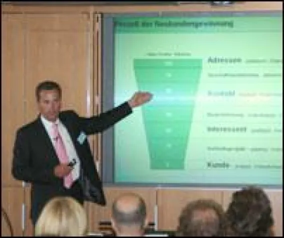 Bild: Einladung zum Symposium \"Neukunden gewinnen. Ihre Homepage als Instrument für mehr Umsatz\"; 27.02. in Fulda