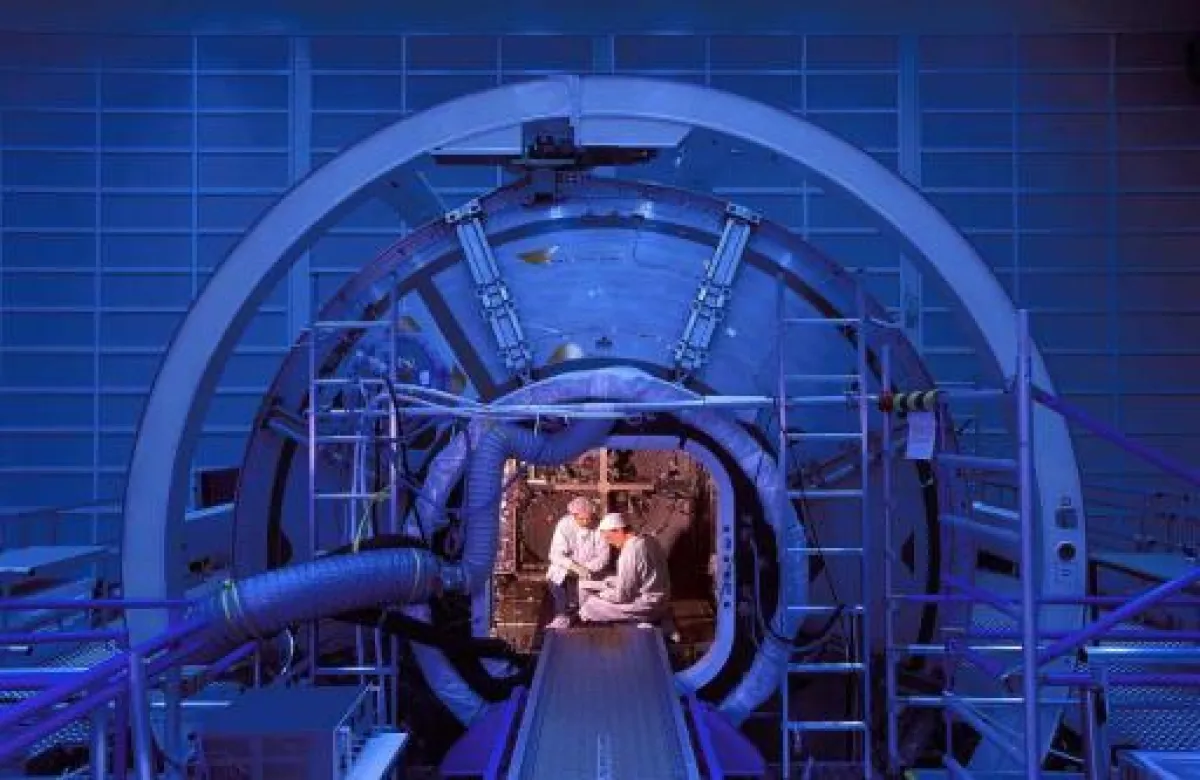 Columbus Modul bei EADS Astrium in Bremen - Copyright : © EADS Astrium / Kurt Henseler