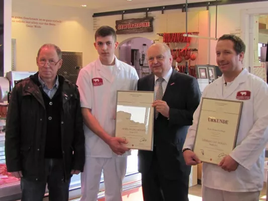 Auszubildender des Monats aus Schlüchterner Metzgerei Ludwig Bild: Auszubildender des Monats aus Schlüchterner Metzgerei Ludwig