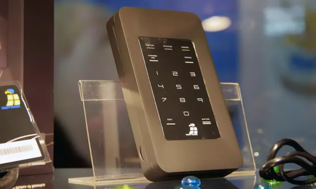 Bild: it-sa 2013 im Zeichen von PRISM & Co.: DIGITTRADE liefert auf IT-Security-Messe Lösungen gegen Datenspionage