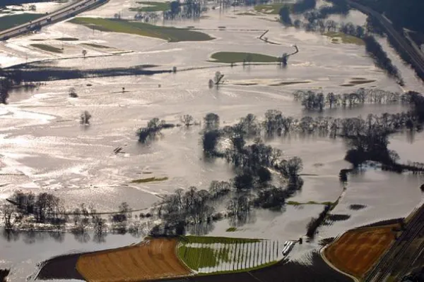 Bild: Simulation gegen die Flut - Ein Forschungsprojekt bei der Bayrischen Forschungsstiftung