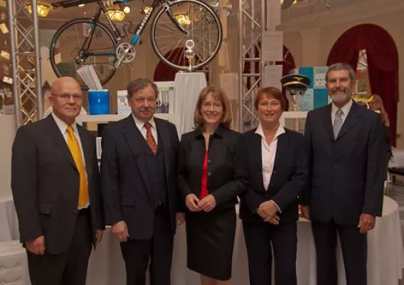 Bild: ITB Consulting GmbH feierte 20. Jubiläum in der Bad Godesberger Redoute