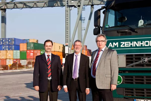 Bild: Am Zehnhoff-Söns trifft NRW: Staats-Besuch am Bonner Hafen