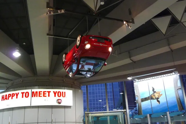 Bild: Fiat setzt auf Interaktion am Flughafen Frankfurt