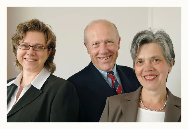 Fragen zur Karriere? VON BONIN bietet Sonntags-Karriere-Telefon Bild: Fragen zur Karriere? VON BONIN bietet Sonntags-Karriere-Telefon