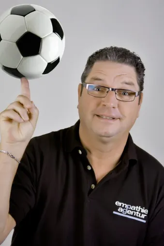 Die empathie agentur präsentiert: Business meets Fußball Bild: Die empathie agentur präsentiert: Business meets Fußball