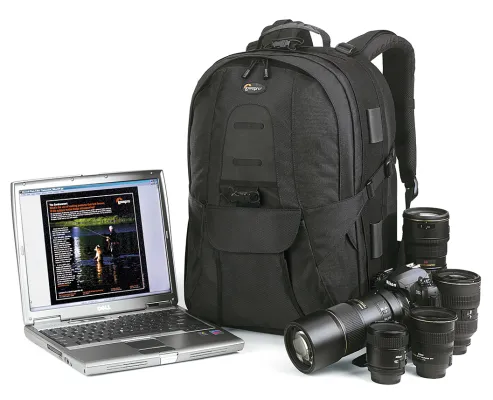Bild: Ready for Take-off: Airlinetaugliches Handgepäck von Lowepro